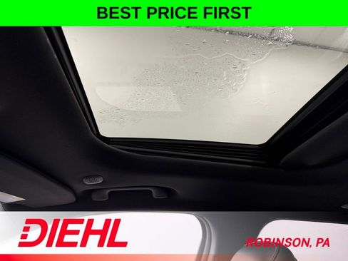 New 2025 Jeep Grand Cherokee Altitude image 33