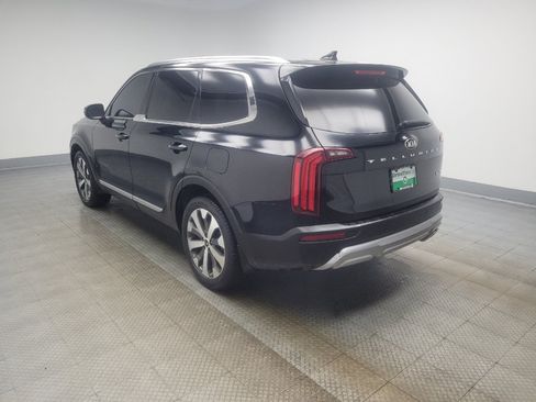 Used 2021 Kia Telluride EX w/ EX Premium Package FWD image 3