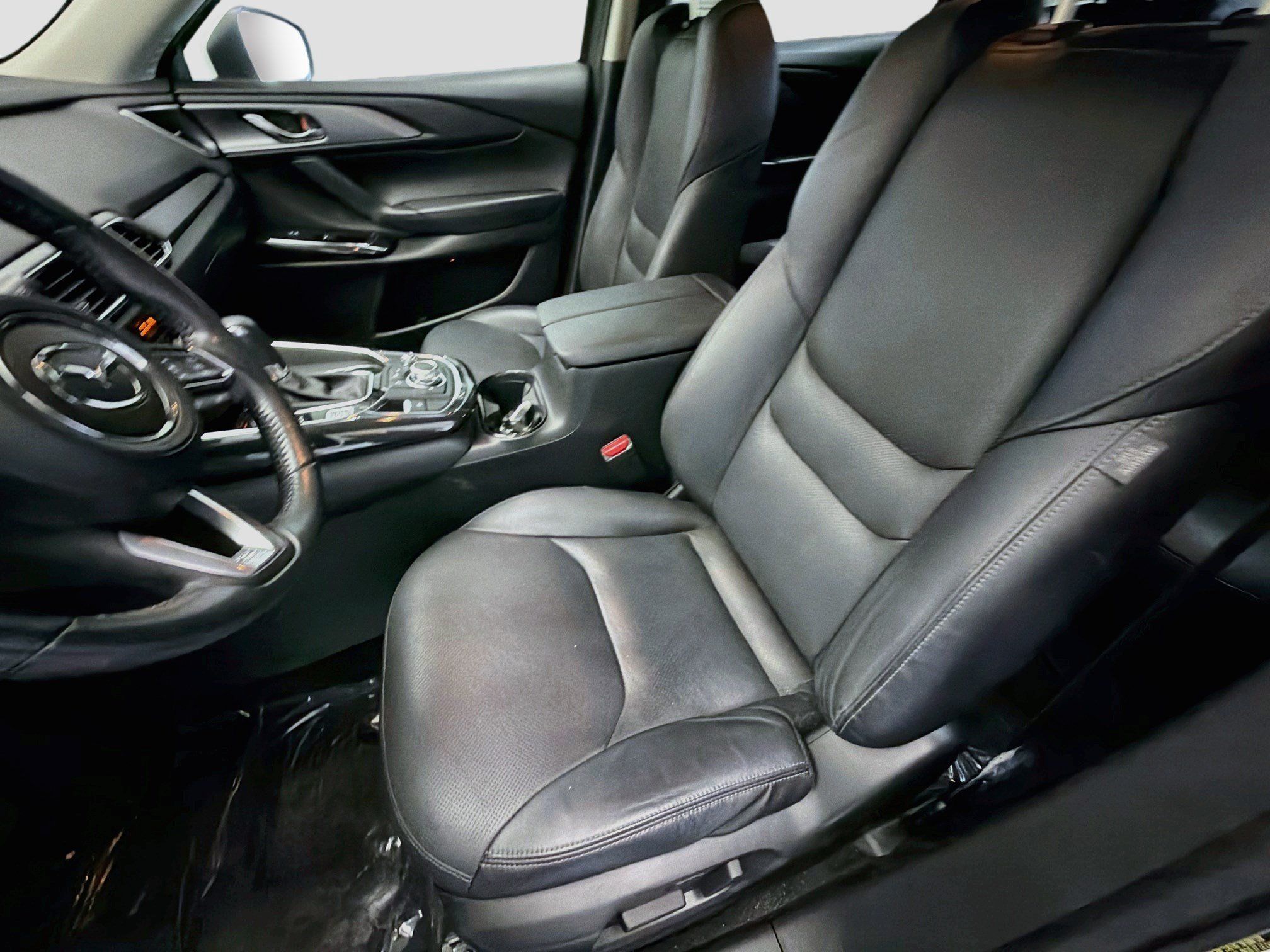 Used 2018 MAZDA CX-9 Touring FWD image 11