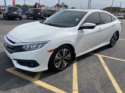 Used 2017 Honda Civic EX-L image 4