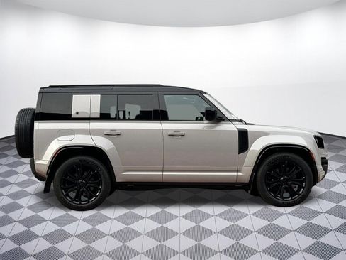 New 2026 Land Rover Defender 110 OCTA AWD/4WD image 8