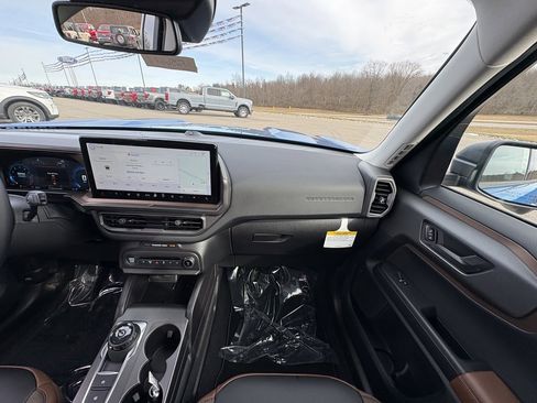 New 2025 Ford Bronco Sport Outer Banks w/ Outer Banks Tech Package+ image 24