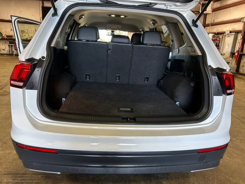Used 2019 Volkswagen Tiguan SE image 29