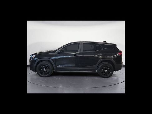 Used 2023 GMC Terrain SLE AWD/4WD image 3