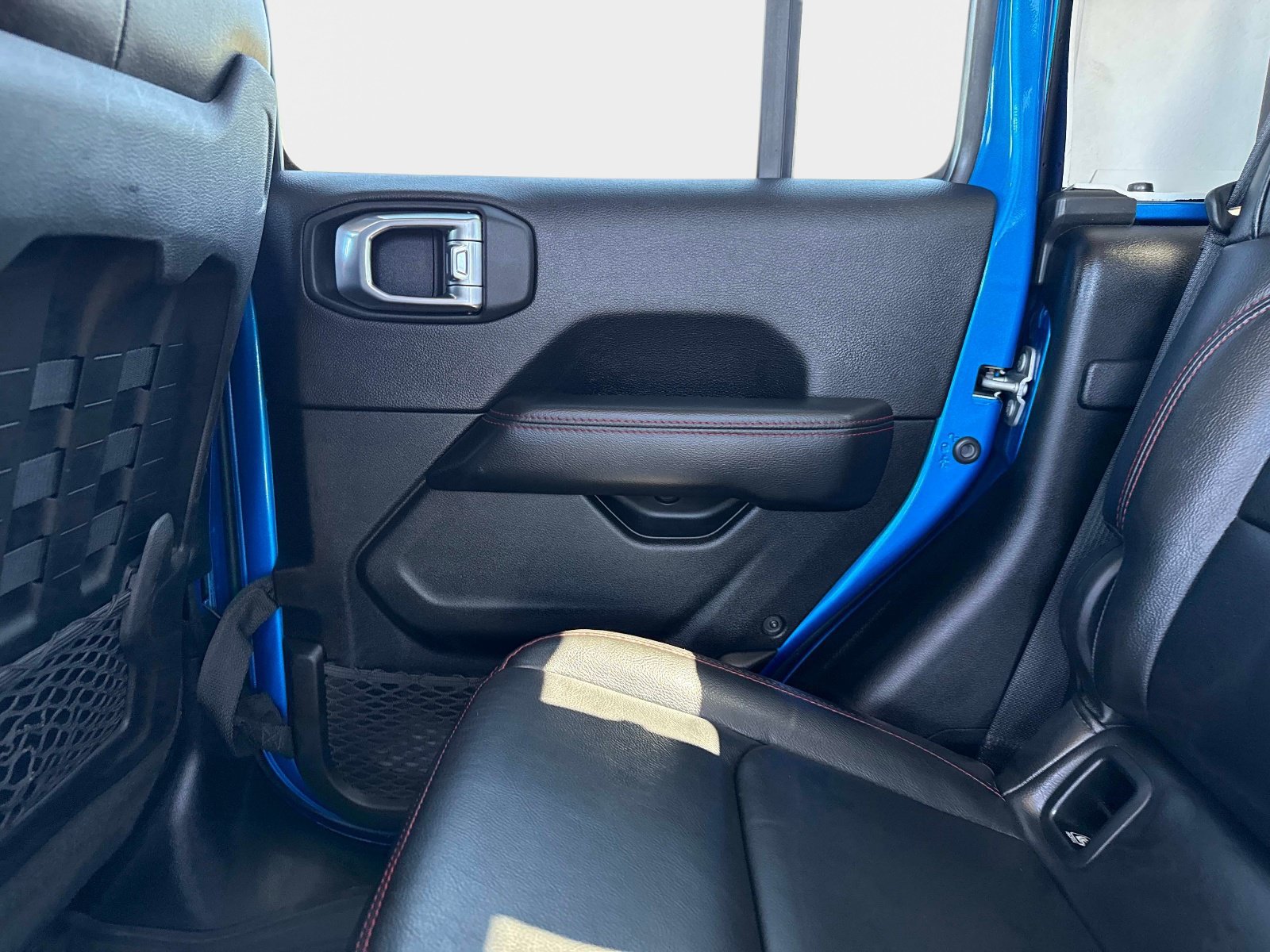 Used 2022 Jeep Gladiator Rubicon AWD/4WD image 15