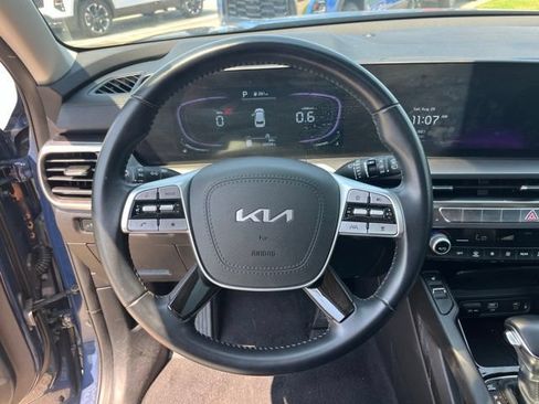 Used 2025 Kia Telluride S FWD image 14