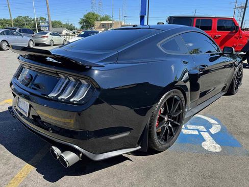 Used 2017 Ford Mustang GT Premium RWD image 11