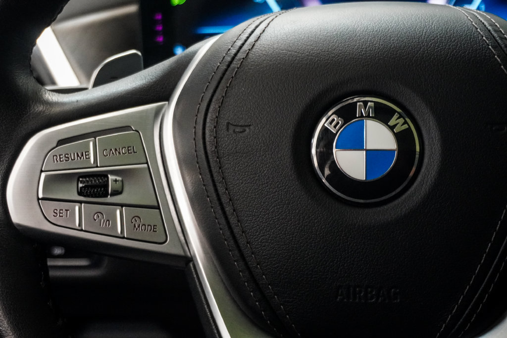 Used 2025 BMW X7 xDrive40i AWD/4WD image 19
