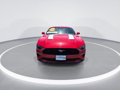 Used 2022 Ford Mustang Coupe RWD image 3