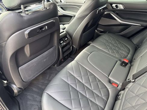 Used 2025 BMW X5 xDrive40i w/ M Sport Package AWD/4WD image 14