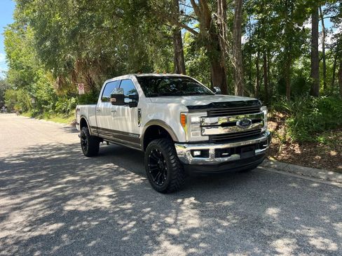 Used 2017 Ford F250 King Ranch w/ King Ranch Ultimate Package AWD/4WD image 5