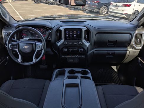 Used 2020 Chevrolet Silverado 1500 LT image 14