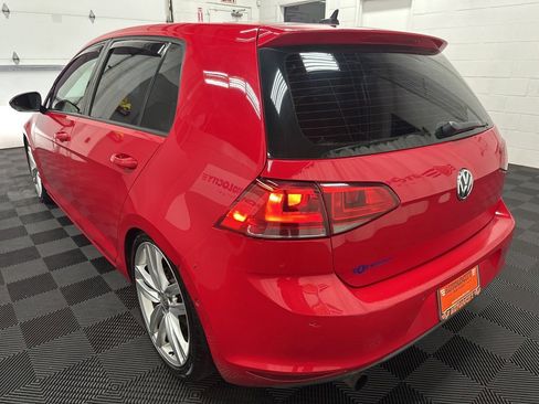 Used 2017 Volkswagen Golf SEL image 8