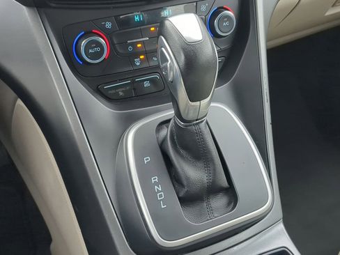 Used 2017 Ford C-MAX SE image 33