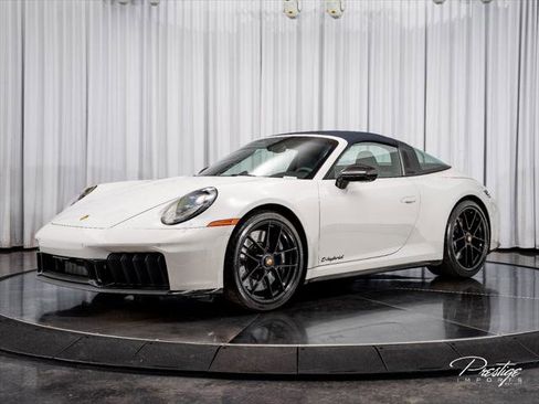 Used 2025 Porsche 911 Targa 4 GTS AWD/4WD image 8