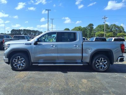 New 2025 GMC Sierra 1500 SLT w/ SLT Premium Plus Package
