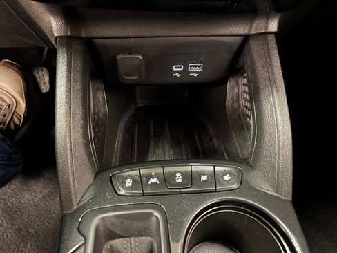 Used 2025 Chevrolet TrailBlazer LT FWD image 38