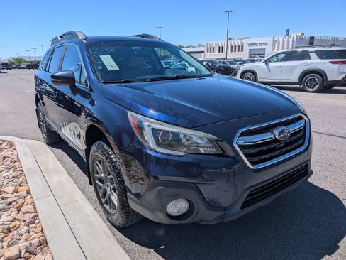 Used 2018 Subaru Outback 2.5i Limited AWD/4WD image 4