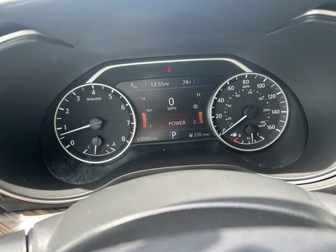 Used 2017 Nissan Maxima Platinum FWD image 26