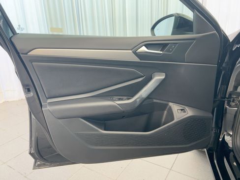 Used 2020 Volkswagen Jetta S w/ Driver Assistance Package image 20