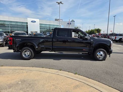 New 2026 Ford F350 Platinum AWD/4WD image 12