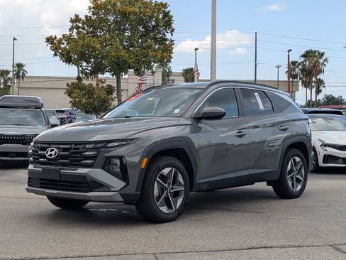 Used 2025 Hyundai Tucson SEL AWD/4WD image 46