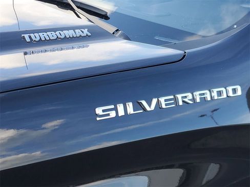 Certified 2024 Chevrolet Silverado 1500 Custom image 32