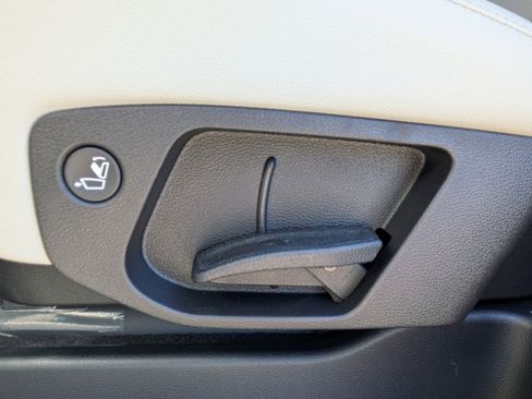 New 2025 Kia Telluride EX image 18