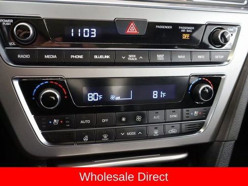 Used 2015 Hyundai Sonata Limited w/ Option Group 05 image 21