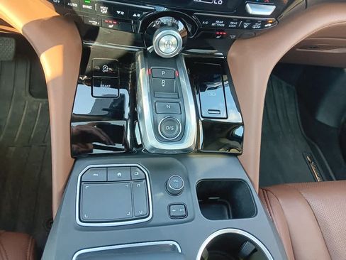 Used 2023 Acura MDX SH-AWD w/ Technology Package image 27