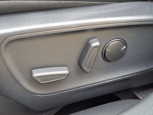 Used 2025 Ford Escape ST-Line AWD/4WD image 15