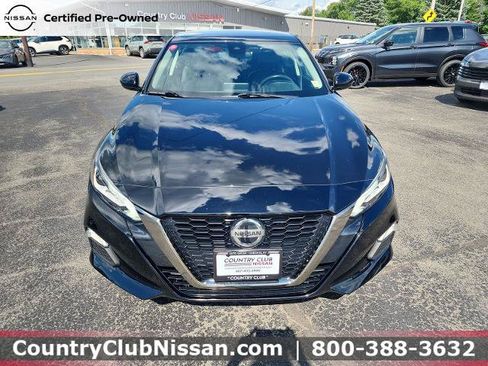 Certified 2022 Nissan Altima 2.5 SR FWD image 3