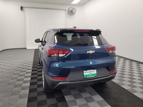 Used 2021 Chevrolet TrailBlazer LS FWD image 6