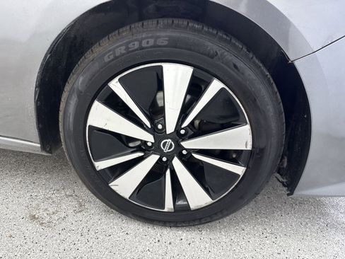 Used 2021 Nissan Altima 2.5 SV image 42