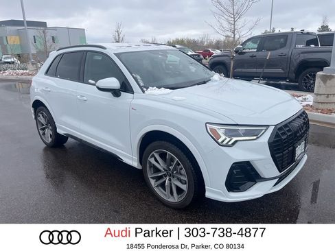 Used 2025 Audi Q3 2.0T Premium w/ Black Optic Sport Package image 2