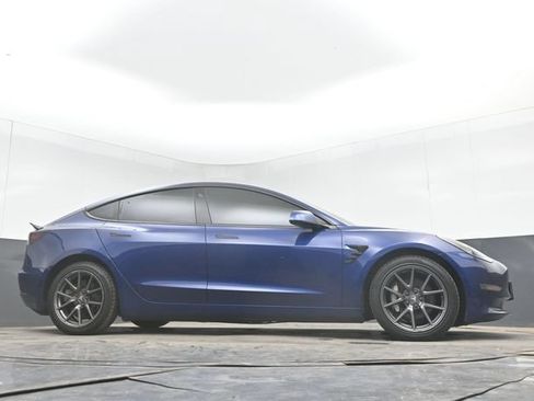 Used 2021 Tesla Model 3 Long Range AWD/4WD image 34
