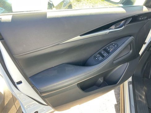 Used 2025 INFINITI QX60 Pure image 12