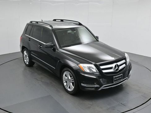 Used 2015 Mercedes-Benz GLK 350 2WD image 34