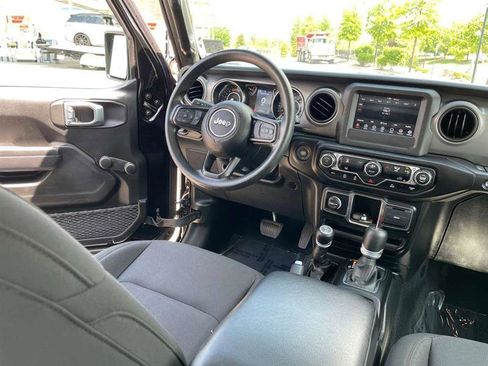 Used 2023 Jeep Wrangler Sport AWD/4WD image 28