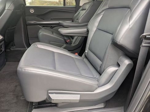 New 2026 Lincoln Navigator L Reserve AWD/4WD image 18