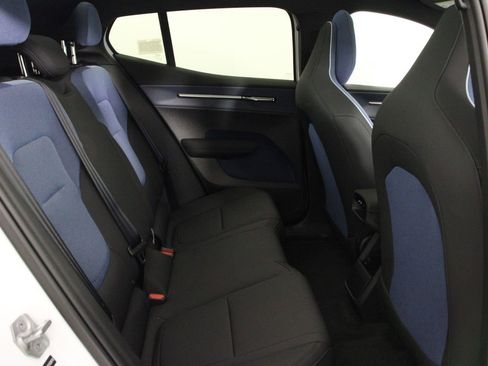 New 2025 Volvo EX30 Plus w/ Protection Package Premier image 11