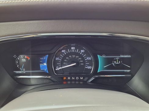 Used 2016 Lincoln Navigator Reserve RWD image 16