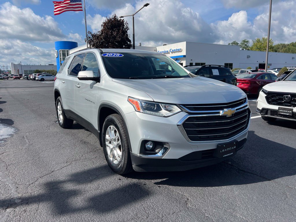Used 2020 Chevrolet Traverse LT w/ Driver Confidence II Package AWD/4WD image 7