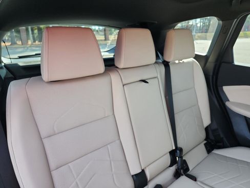 Used 2025 BMW X1 xDrive28i w/ Technology Package image 9