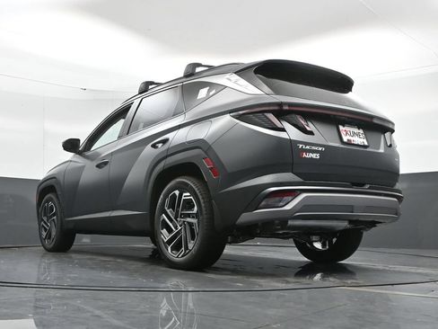 Used 2025 Hyundai Tucson Limited AWD/4WD image 53