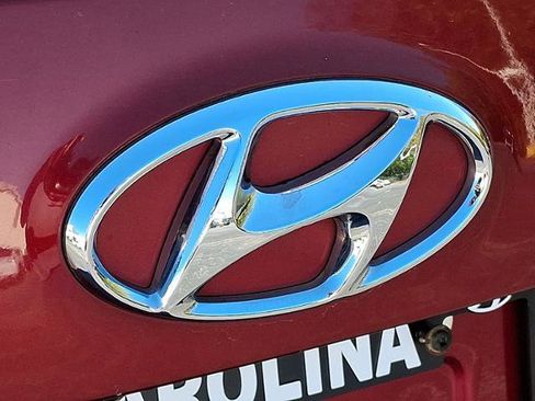 Used 2017 Hyundai Santa Fe Sport image 26