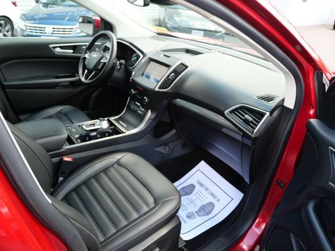 Used 2020 Ford Edge SEL w/ Cold Weather Package AWD/4WD image 28