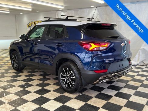 Used 2023 Chevrolet TrailBlazer ACTIV w/ Sun and Liftgate Package image 10