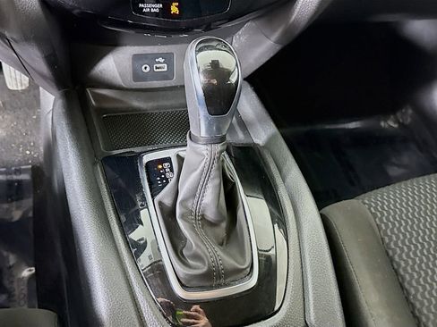 Certified 2020 Nissan Rogue Sport S image 10