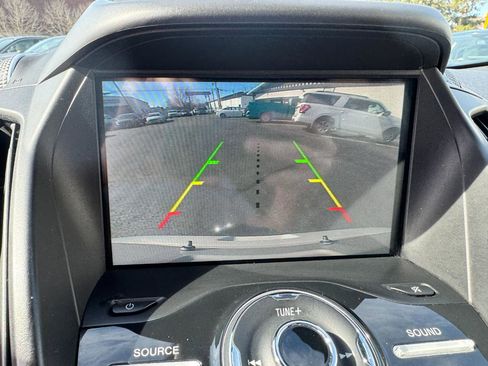 Used 2019 Ford Escape Titanium image 15